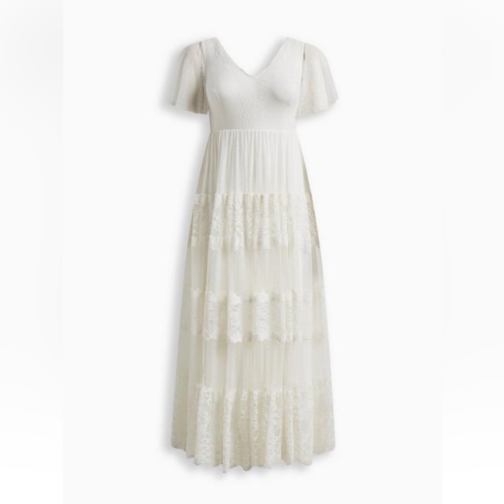 Ivory Lace A-line Boho
Wedding Dress Torrid